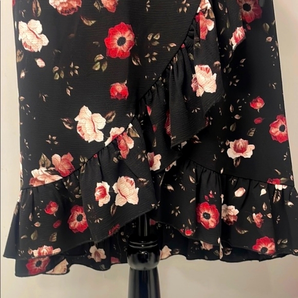 Kismet Black Skirt Ruffles and Pink Floral design Wrap Style With Tie Size S - Picture 2 of 7